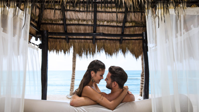 Hidden Beach couples beach bed